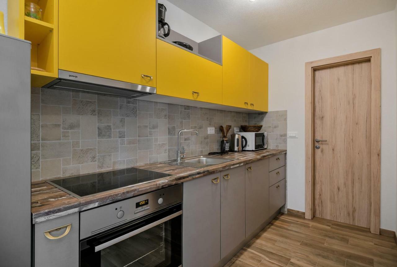 Apartment Cesarica บาชกาโวดา ภายนอก รูปภาพ